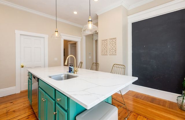 23 Atlantic 1, Lynn, MA 01902