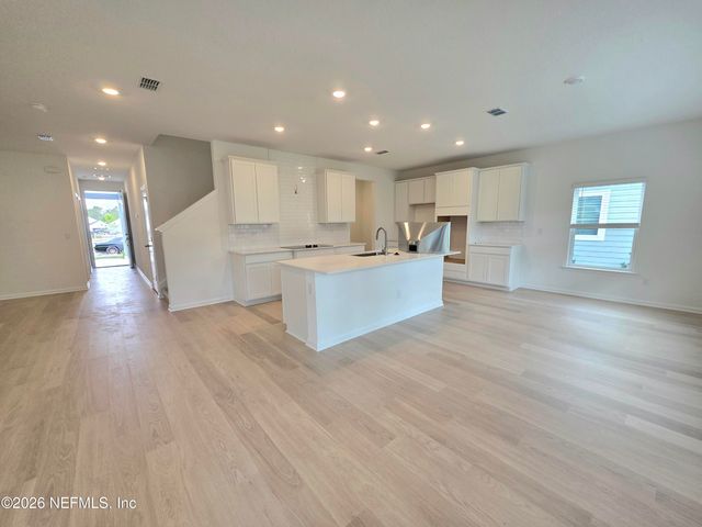 3560 AMERICANA Drive, Green Cove Springs, FL 32043