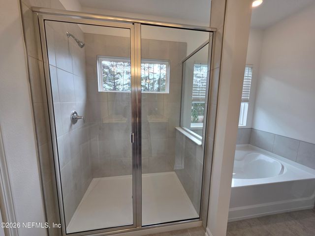 3560 AMERICANA Drive, Green Cove Springs, FL 32043