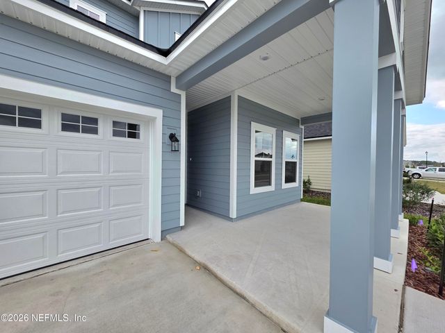 3560 AMERICANA Drive, Green Cove Springs, FL 32043