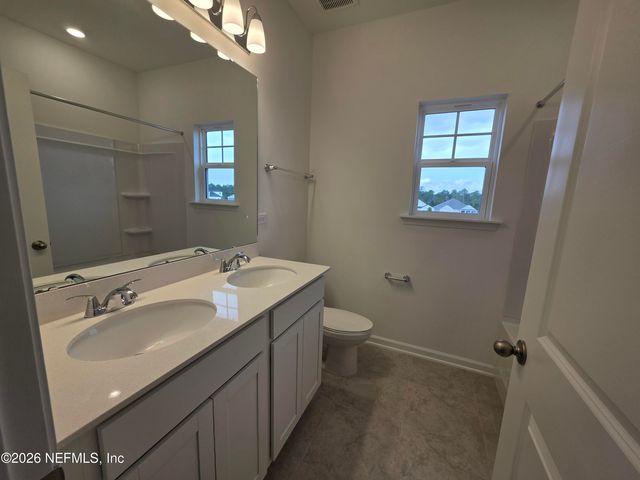 3560 AMERICANA Drive, Green Cove Springs, FL 32043