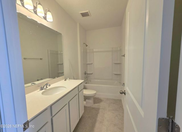 3560 AMERICANA Drive, Green Cove Springs, FL 32043