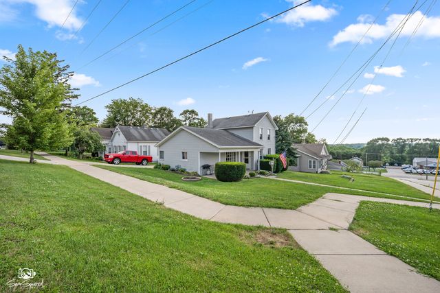 119 E 17th Street, Lockport, IL 60441