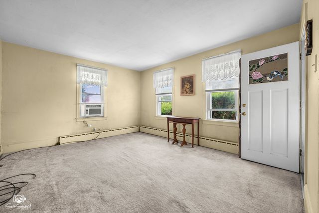 119 E 17th Street, Lockport, IL 60441