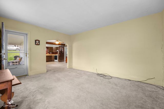 119 E 17th Street, Lockport, IL 60441