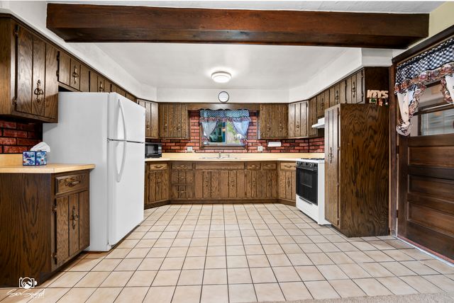 119 E 17th Street, Lockport, IL 60441