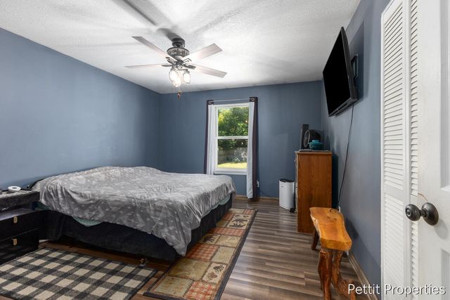 1447 West Street, Muskegon, MI 49442