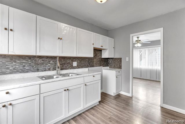 15852 Washburn Street 2, Detroit, MI 48238