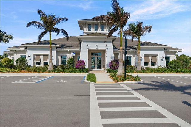 1161 Haven Circle, Vero Beach, FL 32960