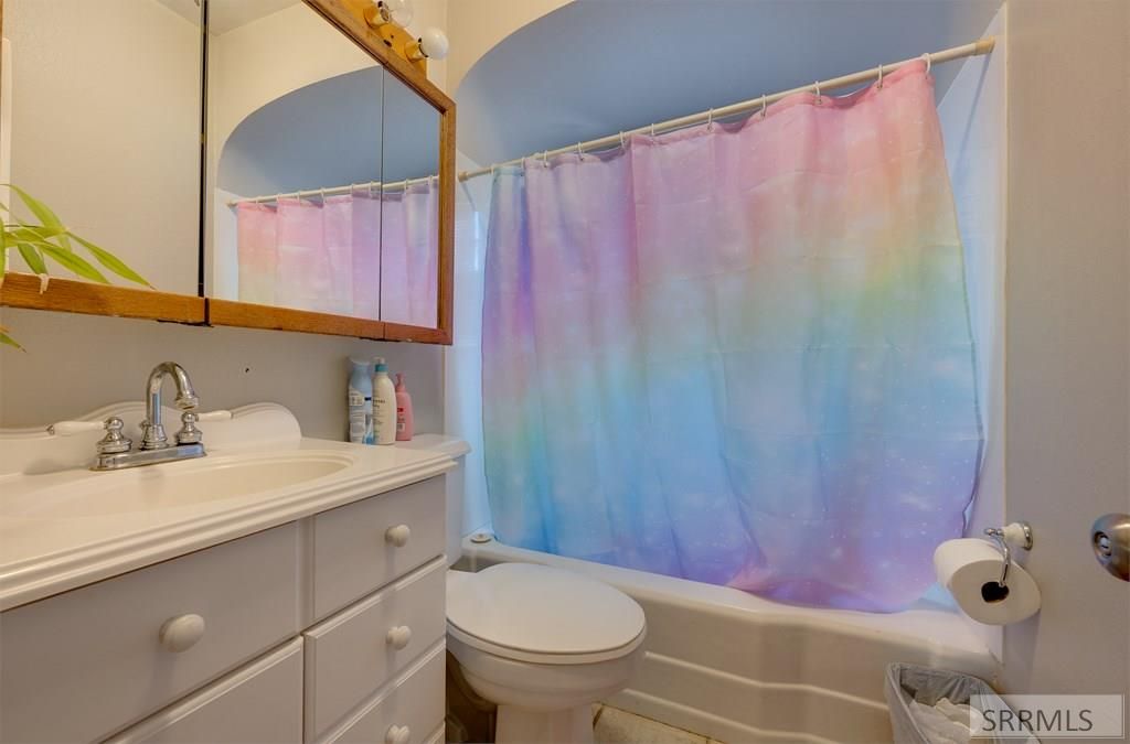 Image 10 of property listing at 1905 Curtis Avenue, Idaho Falls, ID 83402