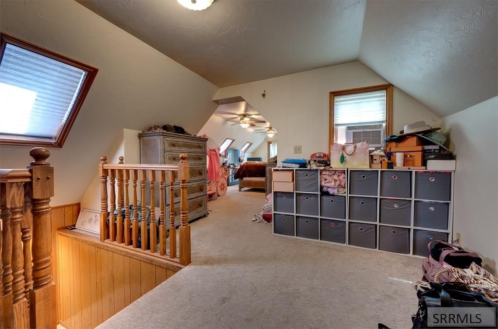 Image 11 of property listing at 1905 Curtis Avenue, Idaho Falls, ID 83402