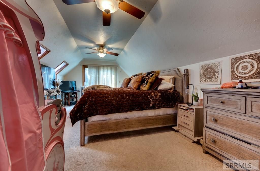 Image 12 of property listing at 1905 Curtis Avenue, Idaho Falls, ID 83402