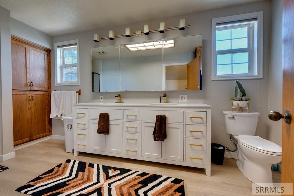 Image 14 of property listing at 1905 Curtis Avenue, Idaho Falls, ID 83402