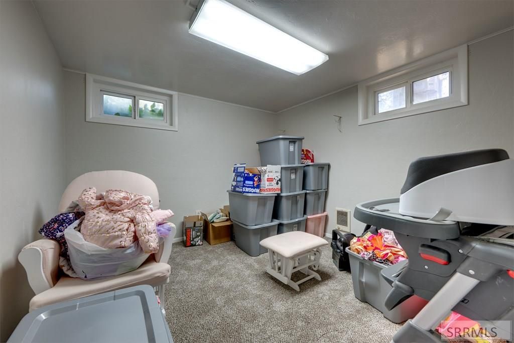 Image 17 of property listing at 1905 Curtis Avenue, Idaho Falls, ID 83402