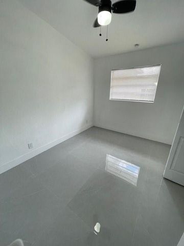 1517 NW 19th Avenue, Fort Lauderdale, FL 33311