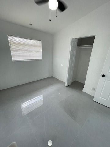 1517 NW 19th Avenue, Fort Lauderdale, FL 33311