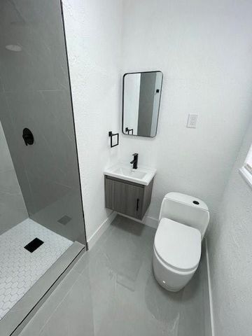 1517 NW 19th Avenue, Fort Lauderdale, FL 33311