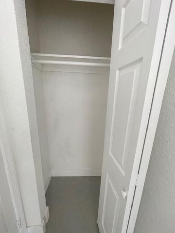 1517 NW 19th Avenue, Fort Lauderdale, FL 33311