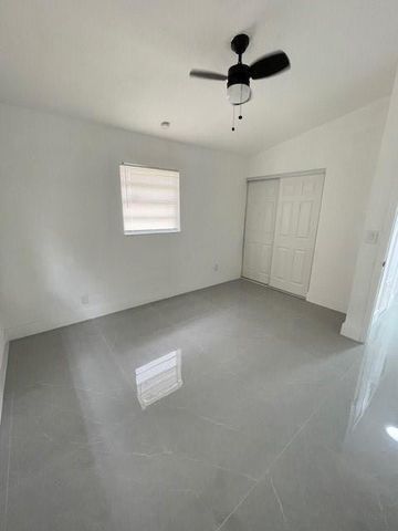 1517 NW 19th Avenue, Fort Lauderdale, FL 33311