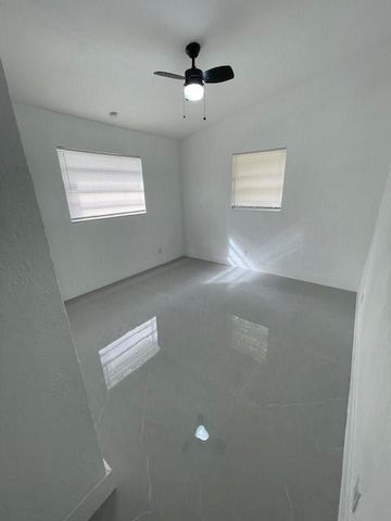 1517 NW 19th Avenue, Fort Lauderdale, FL 33311