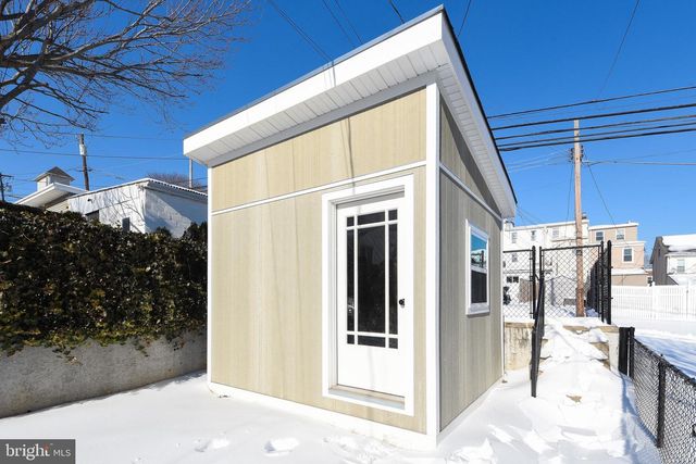 128 E 8TH AVE, Conshohocken, PA 19428