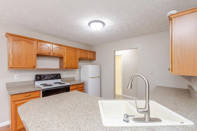 2287 Appleblossom Drive, Miamisburg, OH 45342