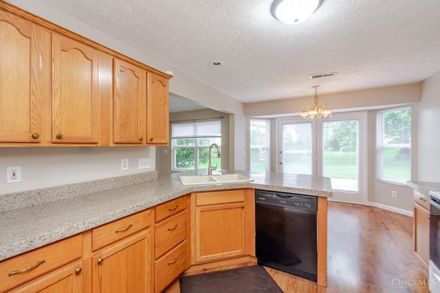 2287 Appleblossom Drive, Miamisburg, OH 45342