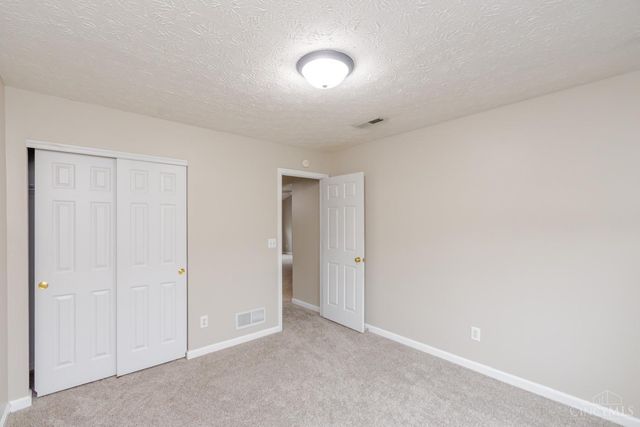 2287 Appleblossom Drive, Miamisburg, OH 45342