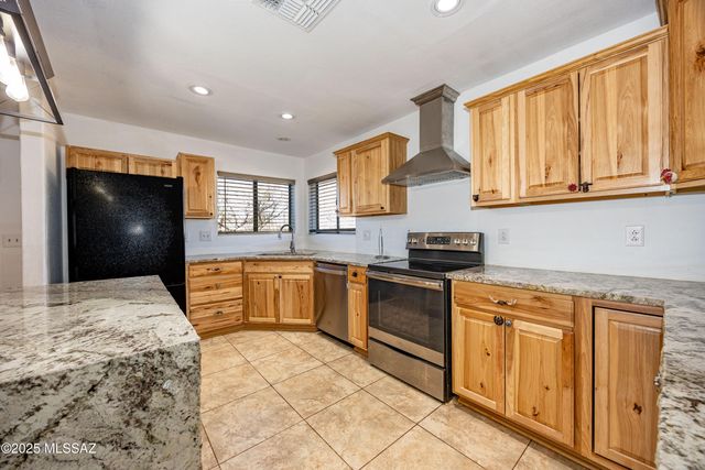 211 W Camino De Mesa, Huachuca City, AZ 85616