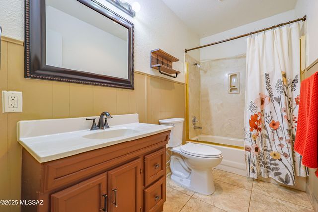 211 W Camino De Mesa, Huachuca City, AZ 85616