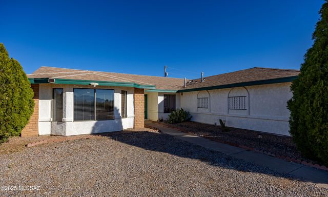 211 W Camino De Mesa, Huachuca City, AZ 85616