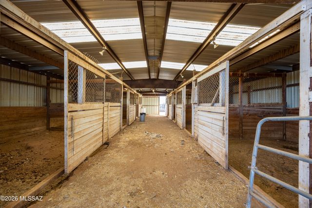 211 W Camino De Mesa, Huachuca City, AZ 85616