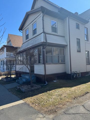 14-16 Wolcott St, Springfield, MA 01104
