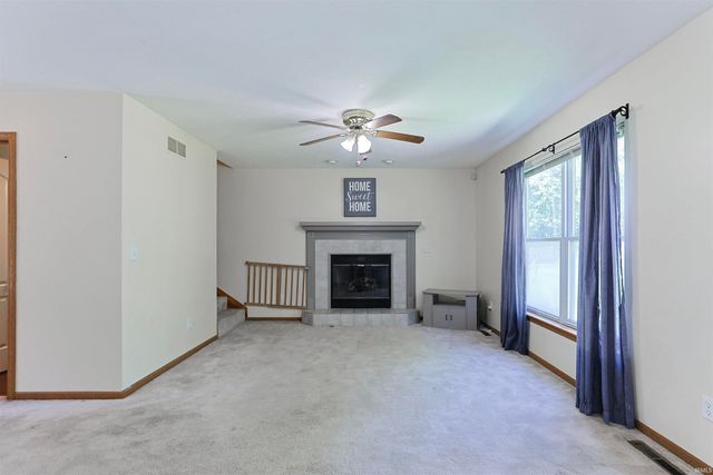 10035 Ashwood Forest Drive, Osceola, IN 46561