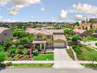31801 Oak Wood Circle, Yucaipa, CA 92399