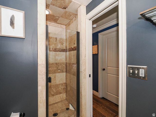 2425 E CINNABAR LN, Cottonwood Heights, UT 84121