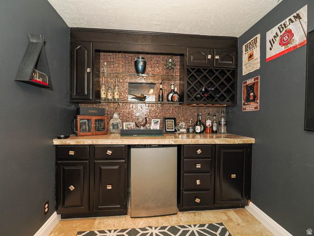 2425 E CINNABAR LN, Cottonwood Heights, UT 84121