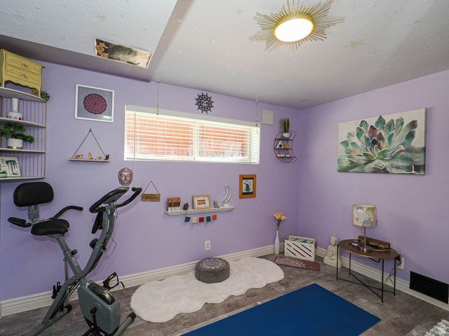 2425 E CINNABAR LN, Cottonwood Heights, UT 84121