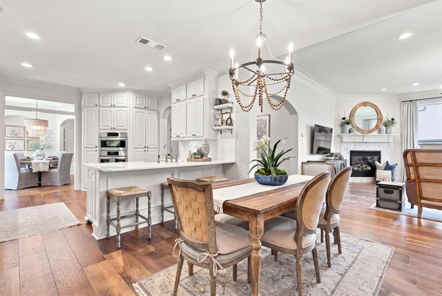 208 Skyline Drive, Trophy Club, TX 76262