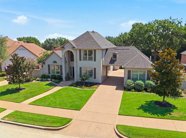 208 Skyline Drive, Trophy Club, TX 76262