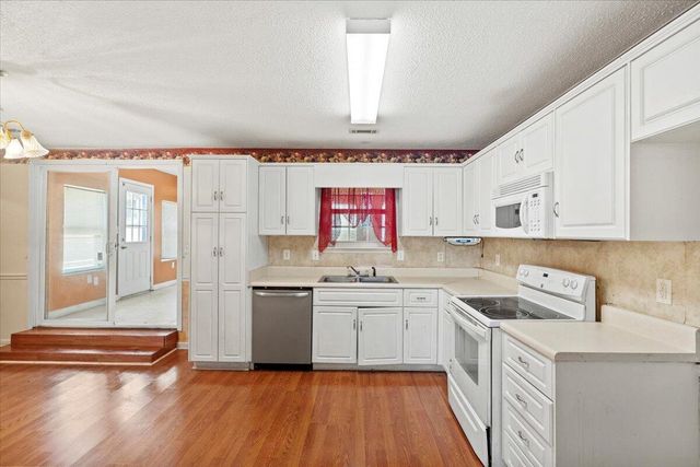 3346 Saddlebrook Drive, Hephzibah, GA 30815