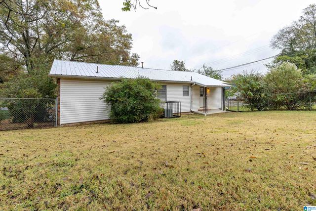 111 1ST AVENUE NW, Graysville, AL 35073