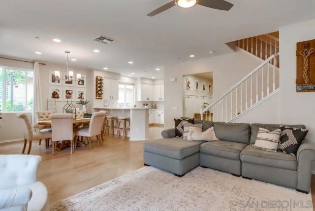 1423 Shearwater St 2, Chula Vista, CA 91913
