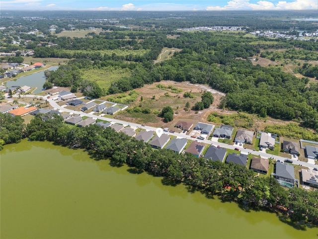 4541 FAIRWAY OAKS DRIVE, Mulberry, FL 33860