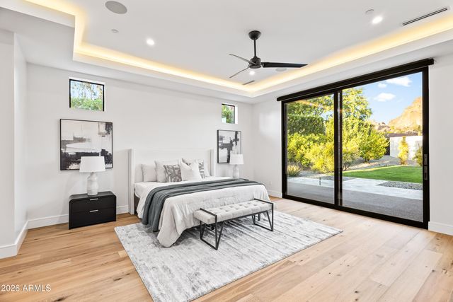 4414 E VERMONT Avenue S, Phoenix, AZ 85018