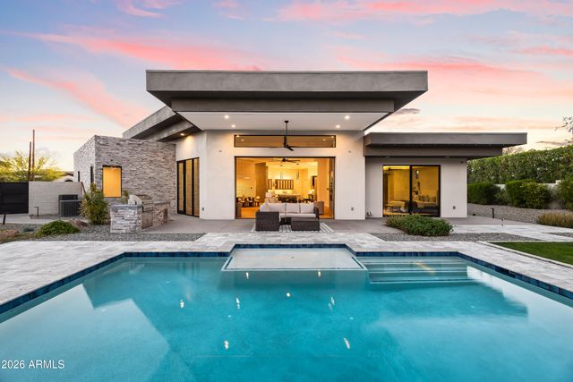 4414 E VERMONT Avenue S, Phoenix, AZ 85018