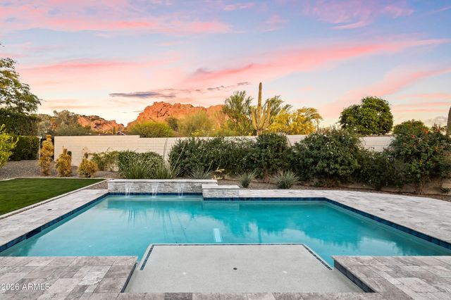 4414 E VERMONT Avenue S, Phoenix, AZ 85018