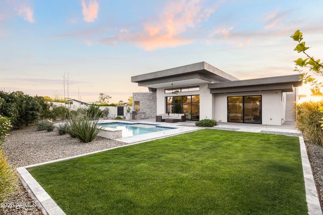 4414 E VERMONT Avenue S, Phoenix, AZ 85018