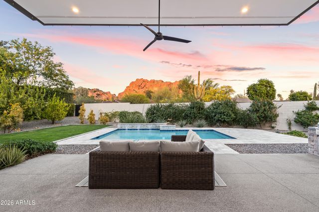 4414 E VERMONT Avenue S, Phoenix, AZ 85018