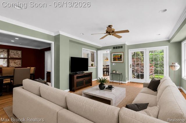 2620 Wendover Road, Bloomfield Hills, MI 48302
